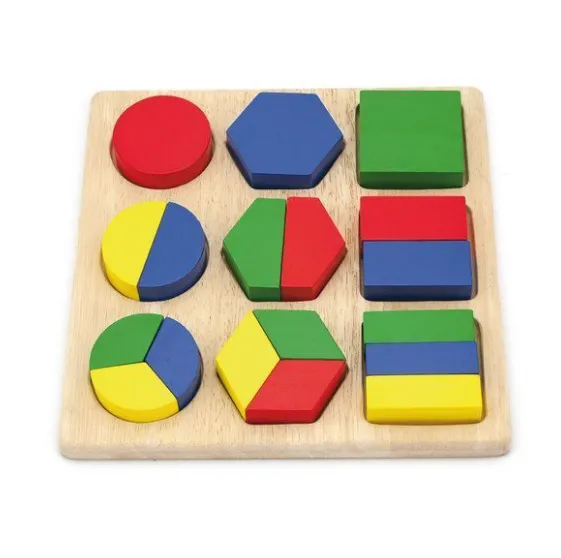 Puzzle sortator cu forme geometrice si fractii Puzzle sortator cu forme geometrice si fractii