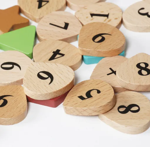 Joc educativ din lemn pentru numărat, W12E185B Joc educativ din lemn pentru numărat, W12E185B