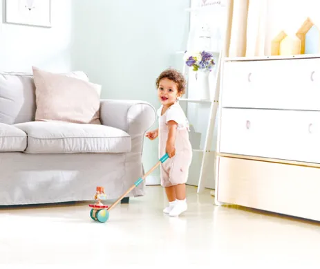 Jucarie pentru plimbări „Flutuгele care dansează” Jucarie pentru plimbări „Flutuгele care dansează”