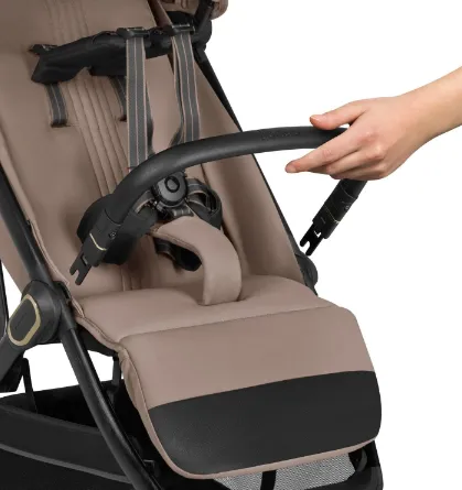 Carucior de plimbare Lionelo Bess Beige Sand Carucior de plimbare Lionelo Bess Beige Sand