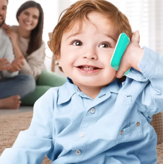 Telefon interactiv pentru copii „100 cântece” Telefon interactiv pentru copii „100 cântece”