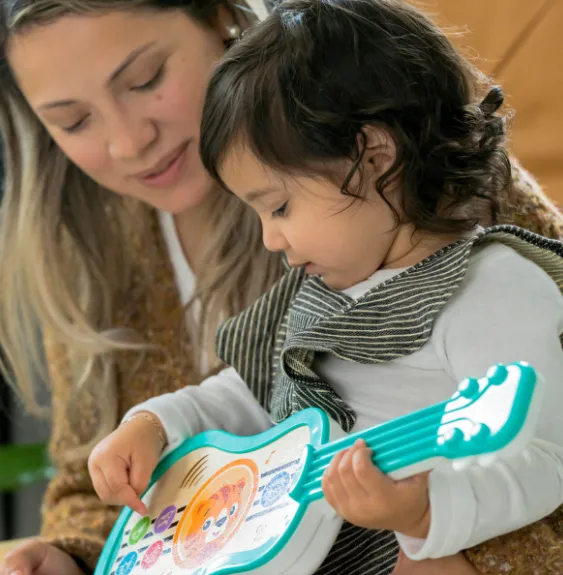 Jucărie educațională Baby Einstein „Ukulele magice” Jucărie educațională Baby Einstein „Ukulele magice”