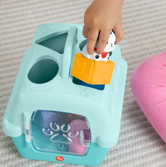 Fisher-Price Jucărie de sortare a formelor, „Transportor de animale” Fisher-Price Jucărie de sortare a formelor, „Transportor de animale”