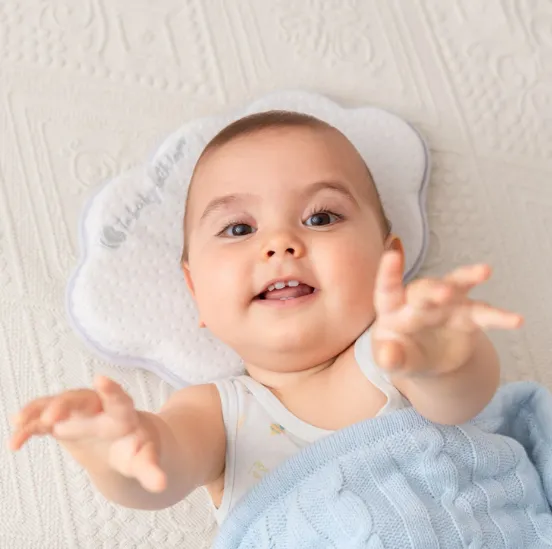 Pernă ortopedică Kikkaboo Cloud Airknit Alb Pernă ortopedică Kikkaboo Cloud Airknit Alb