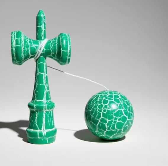 Joc de îndemânare Kendama, 18 x 6 x 7 cm, 7 modele Joc de îndemânare Kendama, 18 x 6 x 7 cm, 7 modele