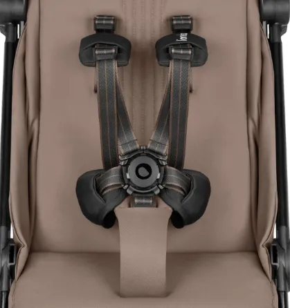 Carucior de plimbare Lionelo Bess Beige Sand Carucior de plimbare Lionelo Bess Beige Sand
