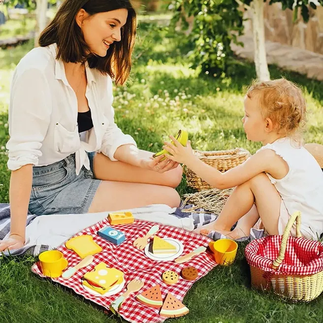 Coșulețul din lemn pentru picnic, cod 57370 Coșulețul din lemn pentru picnic, cod 57370